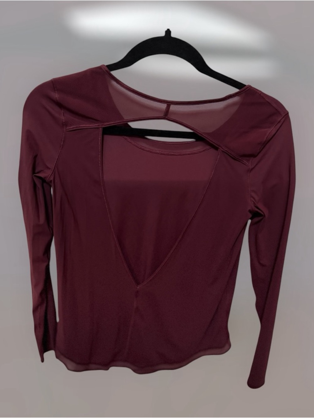 Lululemon Mix & Mesh
Long Sleeve - Redwood - Picture 3 of 3